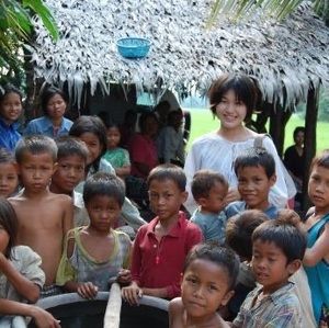 Meet your Posher, Tomoko